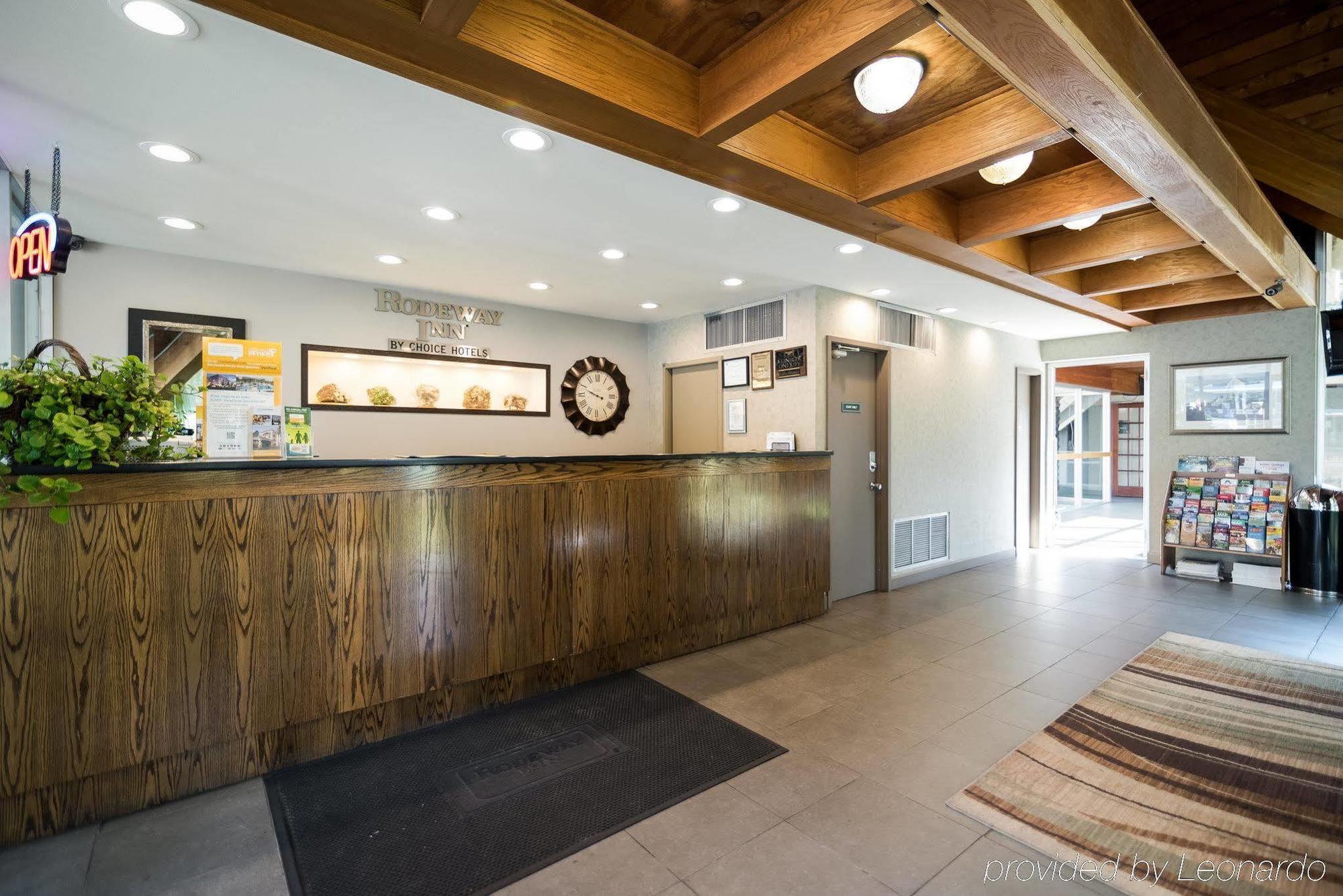 Rodeway Inn Greenfield Esterno foto