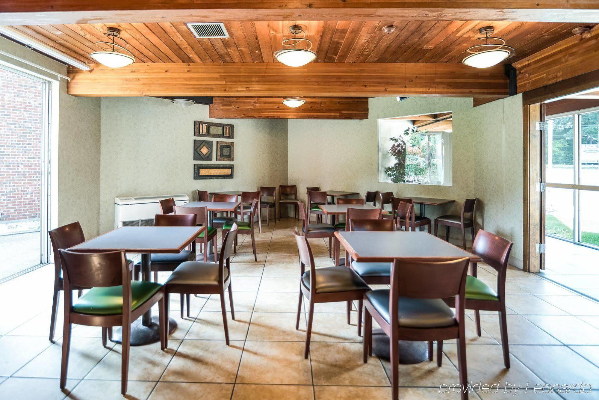 Rodeway Inn Greenfield Esterno foto