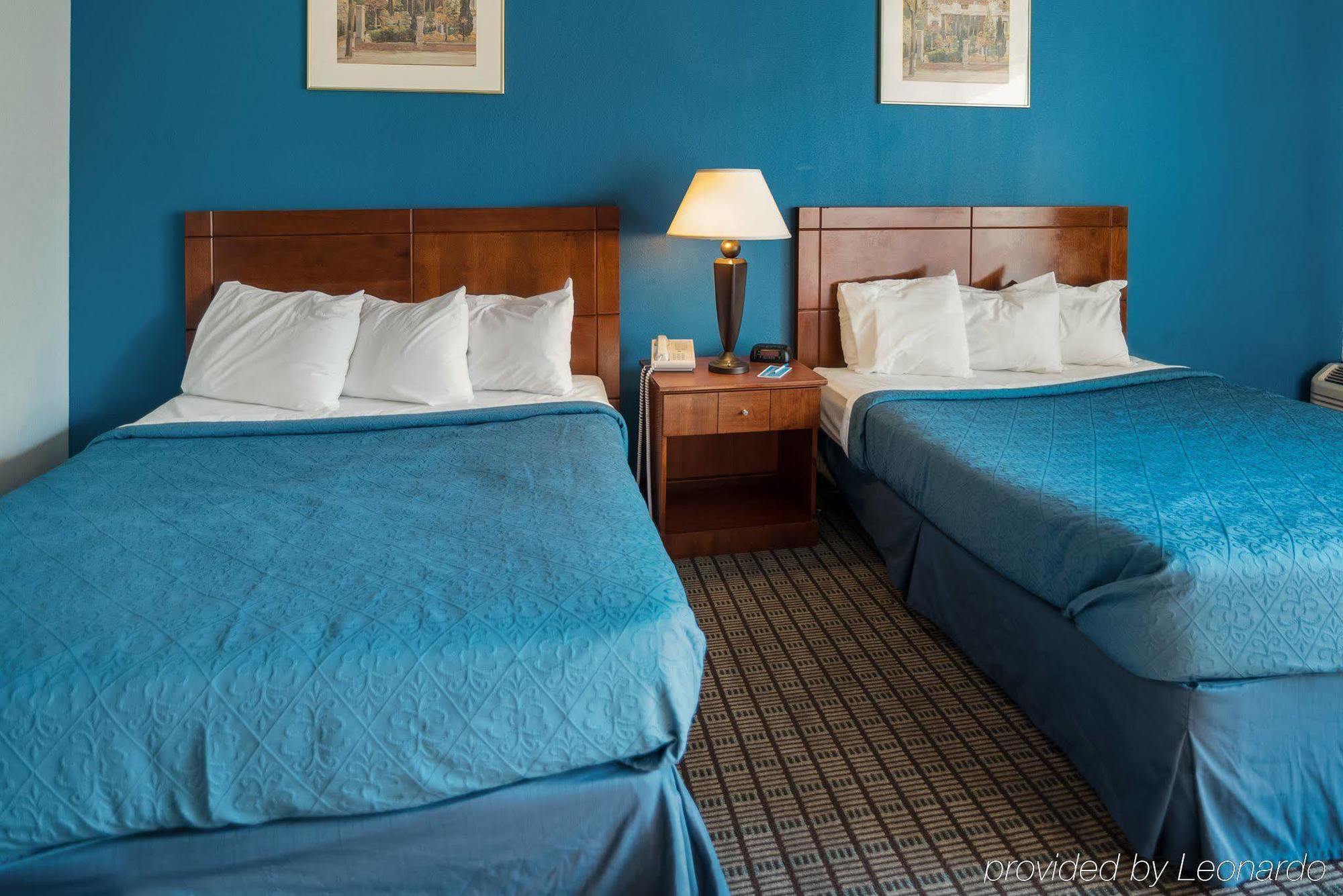 Rodeway Inn Greenfield Esterno foto