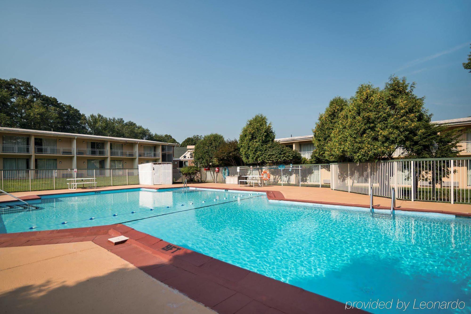 Rodeway Inn Greenfield Esterno foto