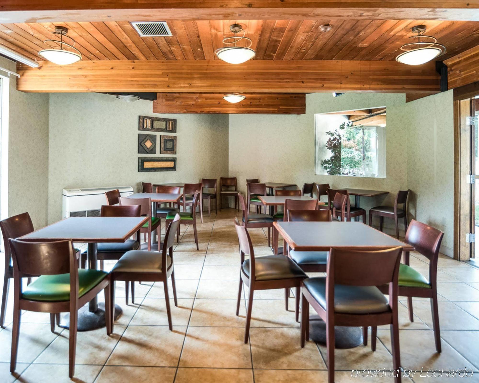Rodeway Inn Greenfield Esterno foto