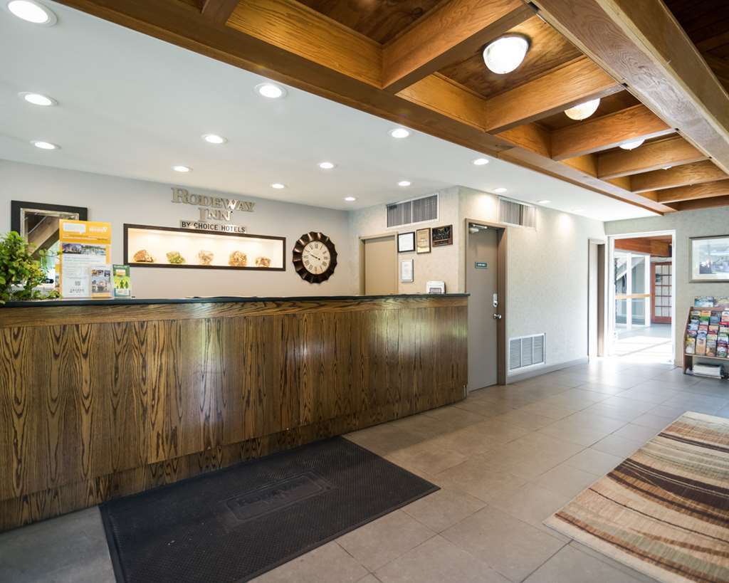Rodeway Inn Greenfield Interno foto